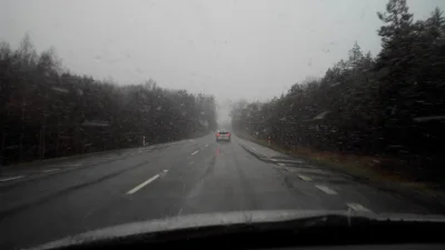s0k0l_pl - Przecież Ruda w pogodzie na Polsacie mówiła że nie będzie śnigu...

#pogod...