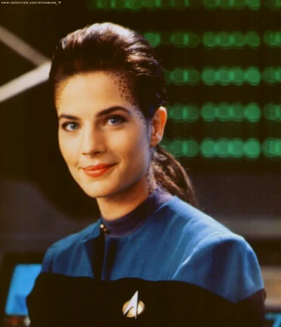 Zdzisiu1 - Aaa, to jest Jadzia.
#stachu #startrek #deepspacenine #startrekdeepspacen...