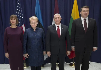 Mesmeryzowany - Pence spotkał się z prezydentami Litwy, Łotwy, Estonii i Ukrainy, jak...