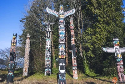 wallofwudu - Totemy Pierwszych Narodów w Stanley Park w Kanadzie. Generalnie to w cał...