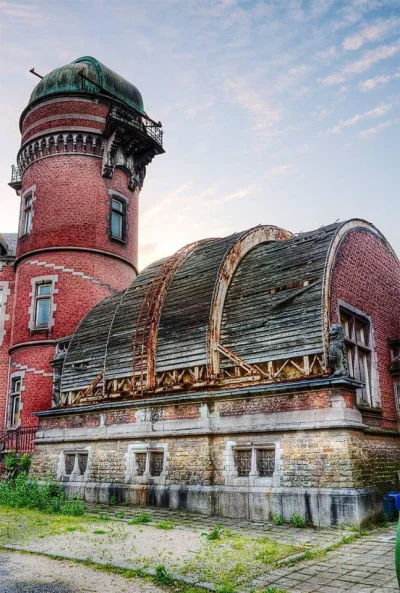 Thronstahl - Obserwatorium gdzieś w Belgii. Kojarzycie ten budynek ? 

#futurama #B...