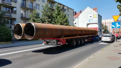 WuDwaKa - Potężne rury zwijane na zimno i spawane
#rury #rurociag #stal #transport