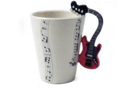 S.....r - Fajny gitarowo-rokowy kubek :D

#tea #teatime #kubek #rock