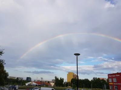 bartolama - Czy niebo w #lublin musi się tak afiszować swoją ideologią? Nie może robi...