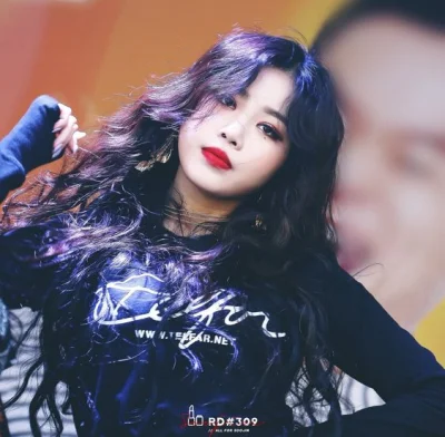 Patzzz - #soojin #gidle 
#koreanka