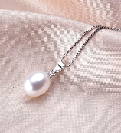 Prostozchin - >> Piękny łańcuszek z perłą << tylko dziś za 12 zł

#aliexpress #pros...