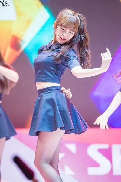 K.....o - #arin #ohmygirl 
#koreanka