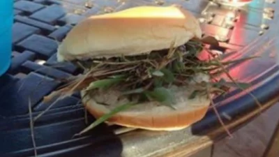 potocko - #wege #burger podobno tak smaczny jak mięsny burger 

#bekazwegetarian #weg...