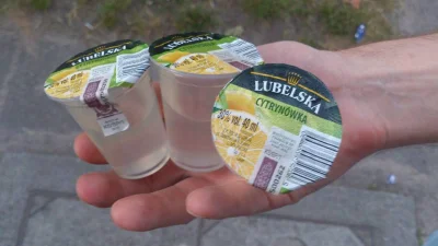 zyyx - Jogurt alkoholowy?
Teraz to się zdziwiłem.


#lubelska #alkohol #wtf