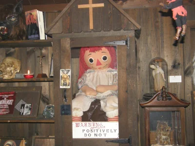zborecque - Ta wiktoriańska lalka Annabelle w rzeczywistości wygląda inaczej niż na f...