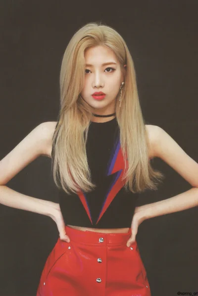 MiroslawWypok - #kimlip #loona 
#koreanka