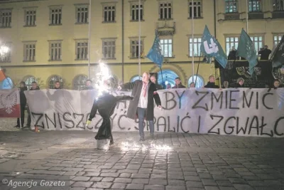 naczarak - Ale antysemityzm to wymysł lewaków, żydów i wyborczej

Spalili kukłę Żyd...