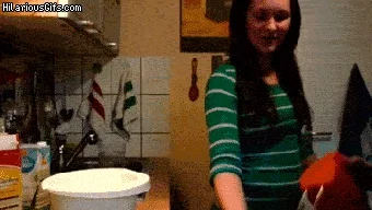 nobody_here - #gif #bekazrozowychpaskow (⌐ ͡■ ͜ʖ ͡■)