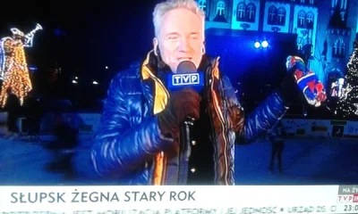 ilem - @normanos @Ripper_roo
Jarosław Kret, z TVP INFO, żegna stary rok na lodowisku...