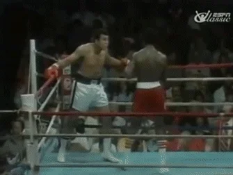 moooka - Muhammad Ali to był jednak gość, piękny pokaz umiejętności :)



#boks #muha...