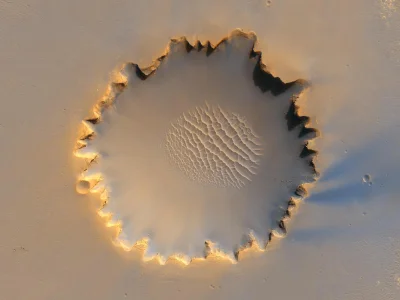 SchrodingerKatze64 - Victoria czyli krater marsjański o średnicy 730 metrów i głęboko...