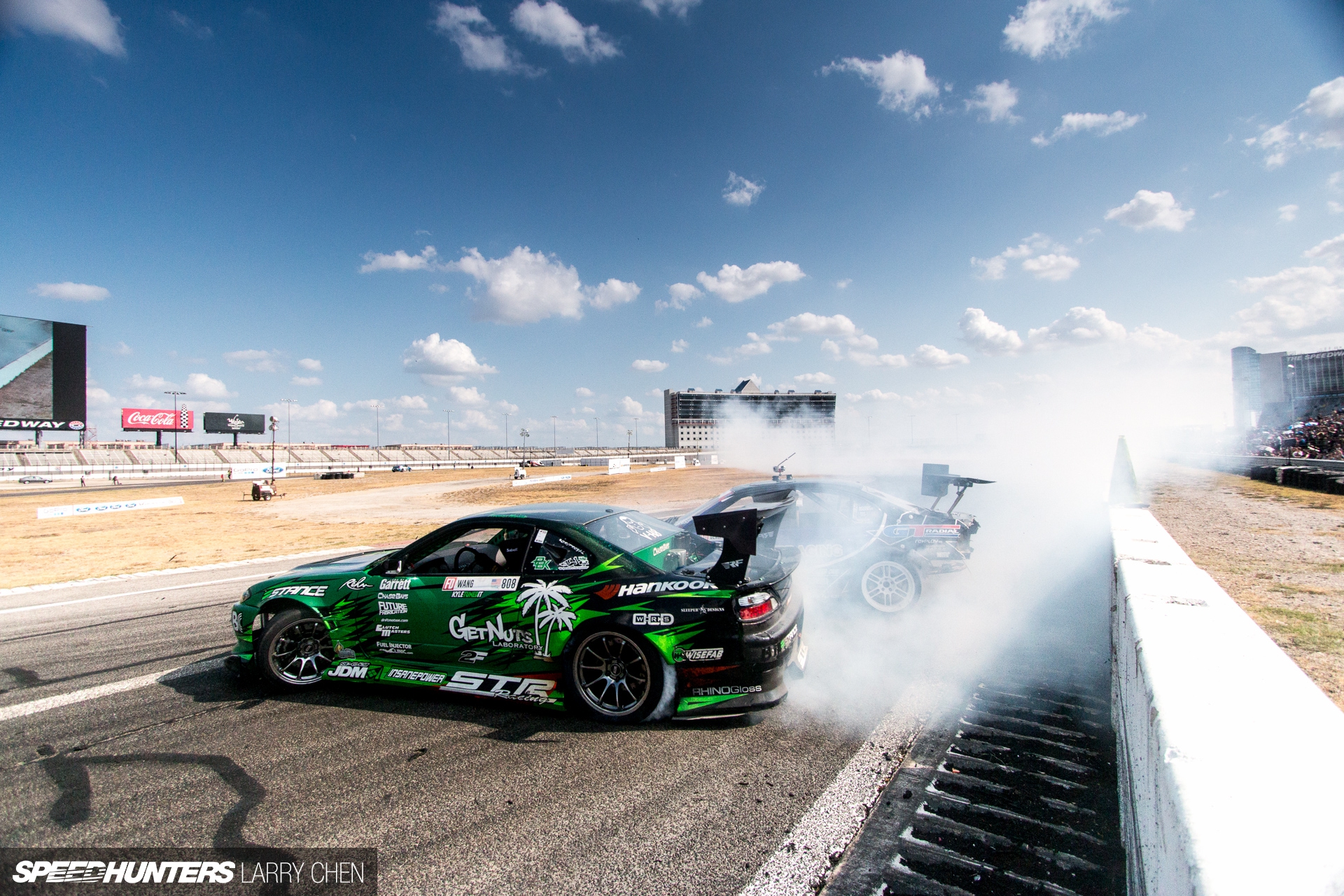 Car drift много денег. Speedhunters Formula Drift. Drift ливрея Larry Chen. Машины для баннера дрифт. Фотообои дрифт на стену.