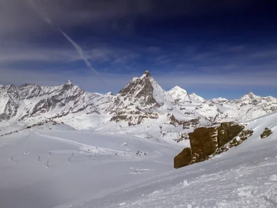 mental88 - @Lunaotic: akurat wróciłem z nart, ale na Matterhorn mogłem popatrzeć tylk...