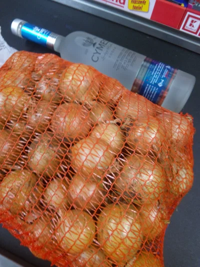 zagorzanin - Niezłe promo w kaufie. 5 kg cebuli za 3,5 pln. 
#promocje #cebuladeals