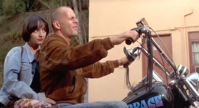 b.....k - @marusiarazdwatrzy: wyglądasz jak ta jebnięta laska z Pulp Fiction ( ͡° ͜ʖ ...