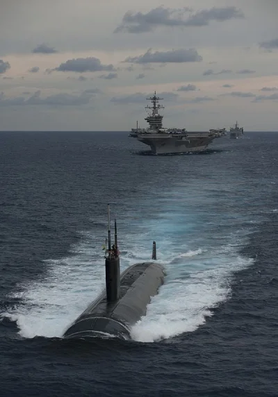 Pan_Tulipan - #statkiboners #pytaniedoeksperta 

Lotniskowiec to USS Carl Vinson z ...