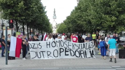 k.....n - No i patrzcie, wykrakali. Wczoraj marsze równości, a dzisiaj procesja bożeg...