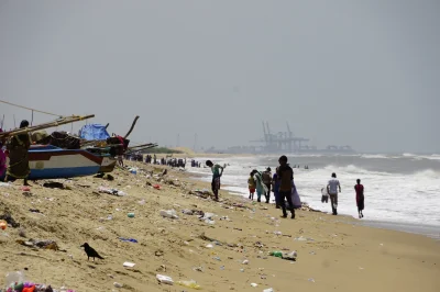 BillBohaterGalaktyki - @Oskargrzyb: plaża w Chennai (dawny Madras). Nie jest różowo.