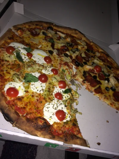 tusiatko - #pokazkolacje #pizza #urodziny #whocares
No Mirki, to mój ostatni posiłek ...