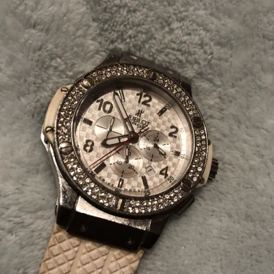 m.....o - #zegarki Mirki, lewy prawda? Znaleziony na ulicy w Holandii, komuś zerwał s...