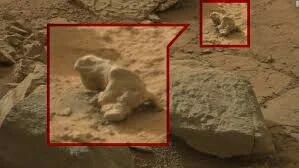Szamanplemieniatatamahuja - Na Marsie tym razem znaleziono bazyliszka wypinającego za...