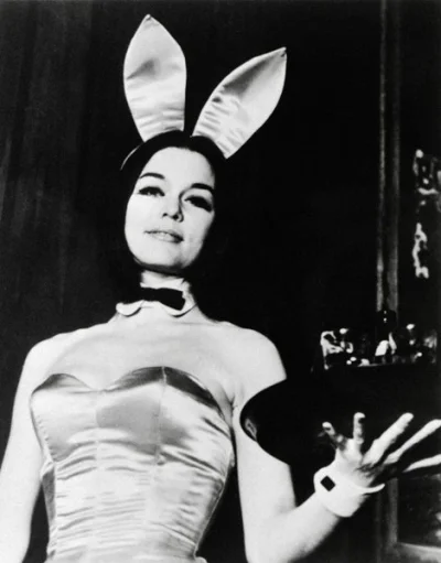 Romb - Gloria Steinem, jako króliczek Playboya w 1963 r

#ladnapani #playboy