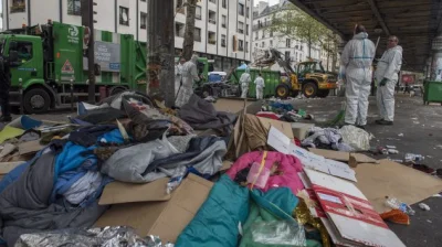 ntdc - Wy towarzyszu łoland popatrzcie co się u was pod Paryżem dzieje.
Dzisiejsza F...