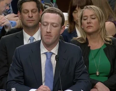 afc85 - mark zuckerberg konslutuje się telepatycznie z innymi reptylianami podczas pr...