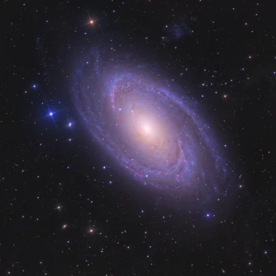 SchrodingerKatze64 - Piękna galaktyka Bodego oddalona od nas o 12 milionów lat świetl...