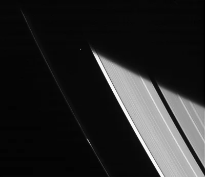 Al_Ganonim - Sonda Cassini wykonała to zdjęcie pierścieni Saturna w styczniu. Każdy j...