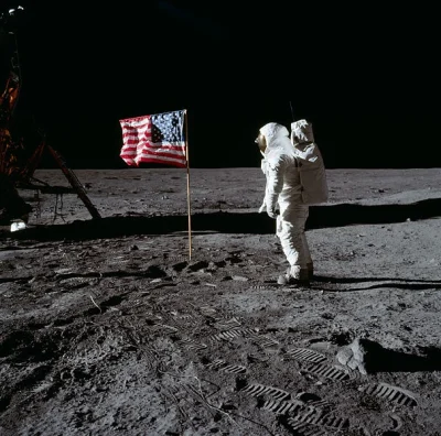 mokry - 45 lat temu Apollo 17, ostatnia załogowa misja wylądowała na Księżycu. Przy o...