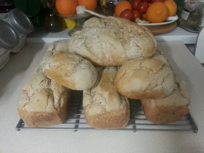 gipek - #chleb #domowychleb # zakwas Nie ma swiąt bez domowego chleba żytnio-pszenneg...