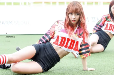 K.....o - #hyemi #ninemuses 
#koreanka