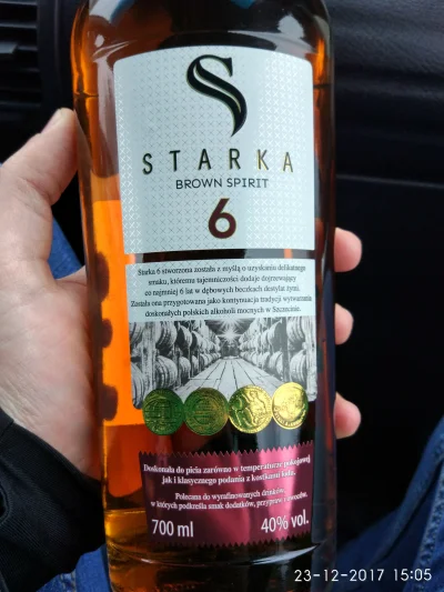 astronic - Czy starkę pić samą czy można pić jak whisky z Pepsi? 
#starka #kiciochpyt...