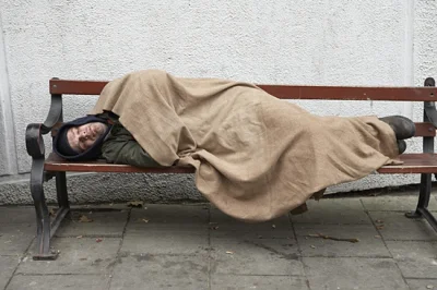 Gerard007 - Jest tutaj jakiś bezdomny? #pytanie