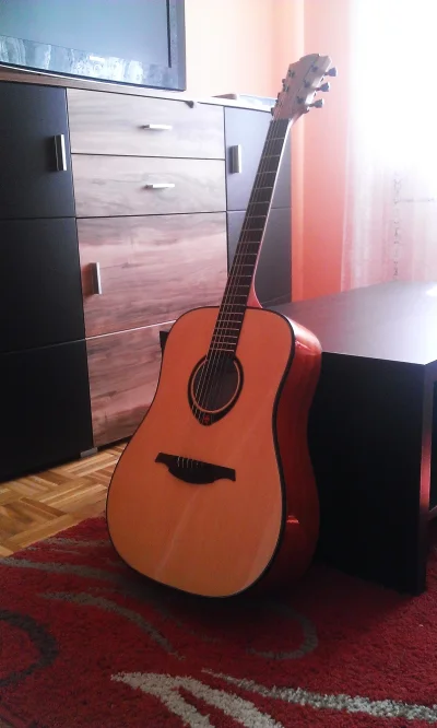 el3m - To i ja pochwalę się moim skromnym niedawnym nabytkiem. Lag T66D.



#gitara

...