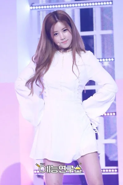 Transhumanista - #apink #chorong #koreanka