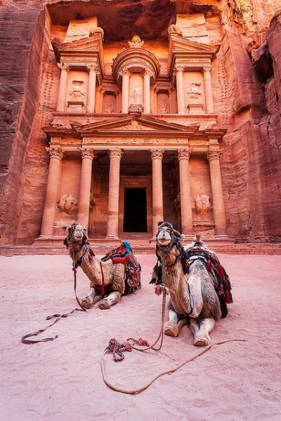 kono123 - Jeden z siedmiu cudów świata, Petra w Jordanii.

#ciekawostki #ciekawostk...