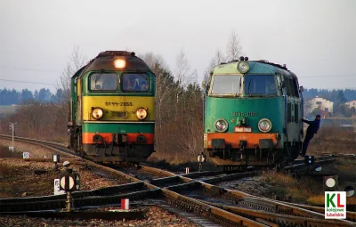 fantomasas - 15.12.2006. Zamość Bortatycze. Dwie lokomotywy na dwóch szerokościach to...