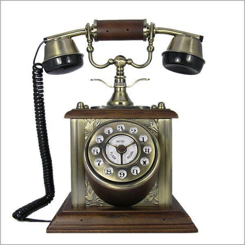 Ая 1 телефон. Телефонный аппарат Бойля 1896. Телефонный аппарат 19 век Белл. Первый телефонный аппарат.