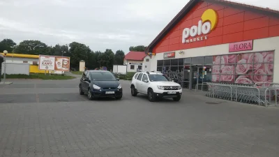 mariusz_and - Jak zwykle #!$%@? caly parking pusty ale osioł musi odjechać pod same d...