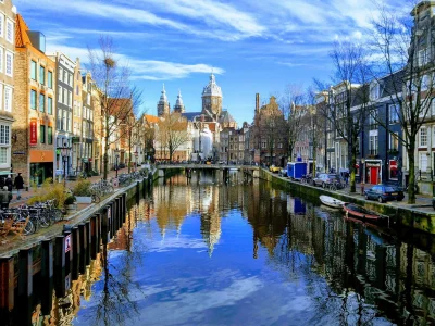 karolkopanko - Ponoć ulubiona zabawa pijanych (lub na haju) ludzi w Amsterdamie jest ...