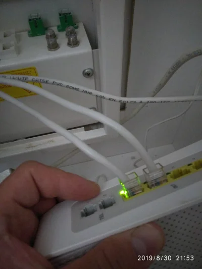 sucharplayer - @ambitnynick ja bym kabel obstawiał , wygląda na naprawdę marny...nawe...