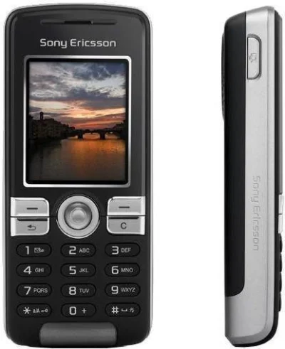 S.....p - Wstawiajcie swoje telefony sprzed kilkunastu lat, ja zacznę: Sony Ericsson ...