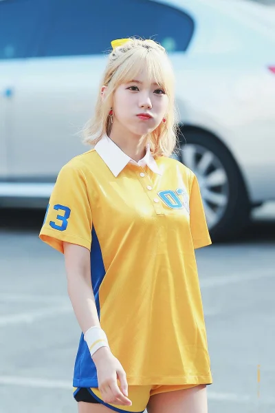 XKHYCCB2dX - #luda #wjsn 
#koreanka